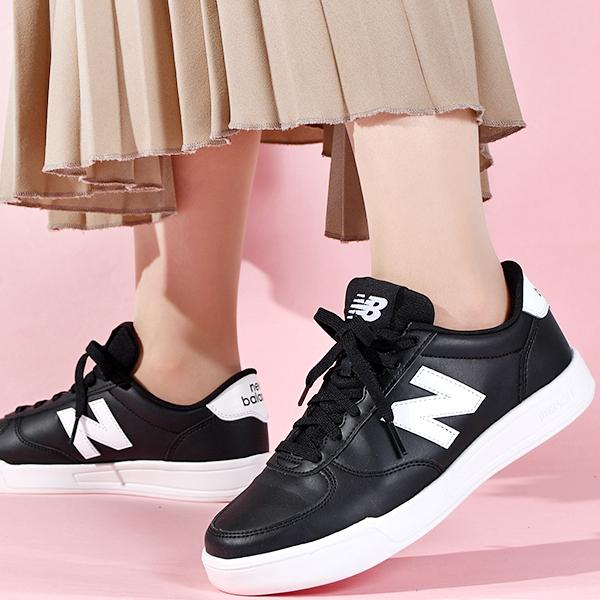 期間限定 25%off 選べる3カラー ニューバランス 軽量 スニーカー New Balance レディース CT30 ローカットスニーカー カジュアルコート シューズ 靴 白 黒の画像