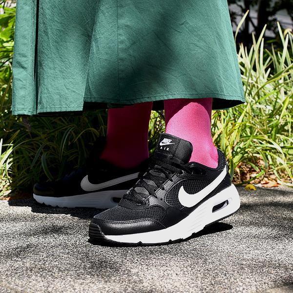 NIKE（ナイキ） 39%off 送料無料 スニーカー レディース エア マックス