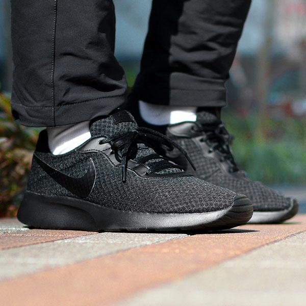 ナイキ スニーカー オールブラック メンズスニーカー の商品一覧 シューズ ファッション 通販 Yahoo ショッピング