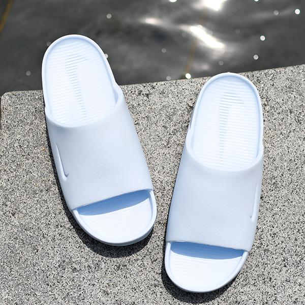 NIKE（ナイキ） ヒール高 4cm 厚底 サンダル レディース カーム