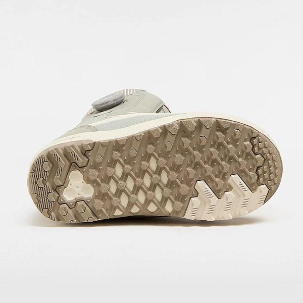VANS（ヴァンズ） 30%off ラスト1足 23.5cm カーキ スノーブーツ