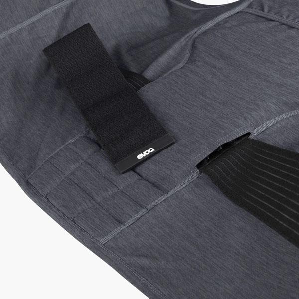 ボディプロテクター evoc イーボック PROTECTOR VEST MEN メンズ スノーボード スノボ スキー 日本正規品 20%off