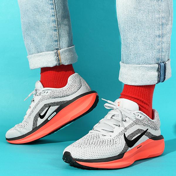 NIKE 34%off ナイキ ランニングシューズ スニーカー メンズ エア