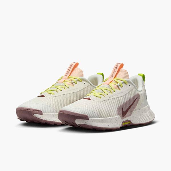 NIKE ラスト1足 24cm 送料無料 ナイキ スニーカー レディース NIKE ラスト1足 24cm 送料無料 ナイキ スニーカー レディース
