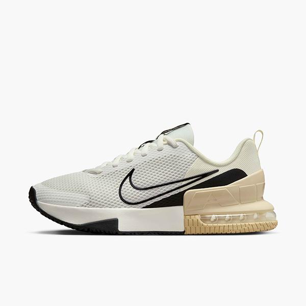 NIKE（ナイキ） 送料無料 スニーカー メンズ エア マックス アルファ