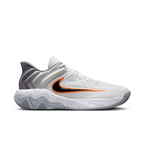 NIKE（ナイキ） 32%OFF バスケットボールシューズ メンズ ヤニス