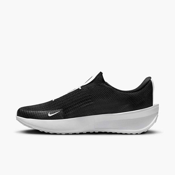 NIKE（ナイキ） 43%off 紐なし ランニングシューズ メンズ