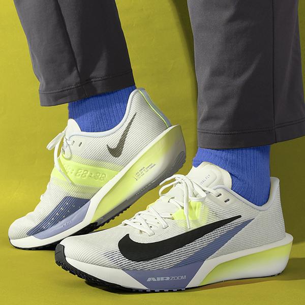 NIKE（ナイキ） 36%OFF ランニングシューズ メンズ NIKE Air Zoom