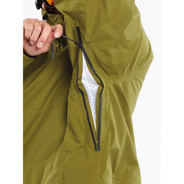 VOLCOM 現品限り 45%off ゴアテックス スノーボードウェア