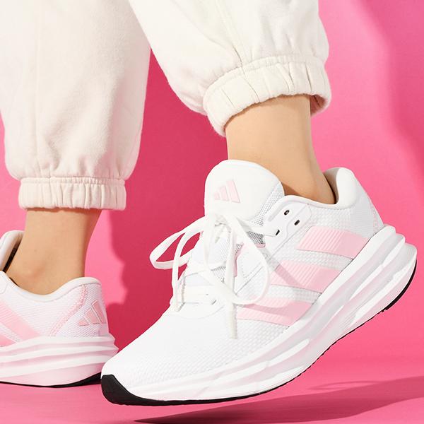 アルチビオ ホワイト/ピンク スニーカー adidas（アディダス） 【動画あり】2026春夏新色 レディース