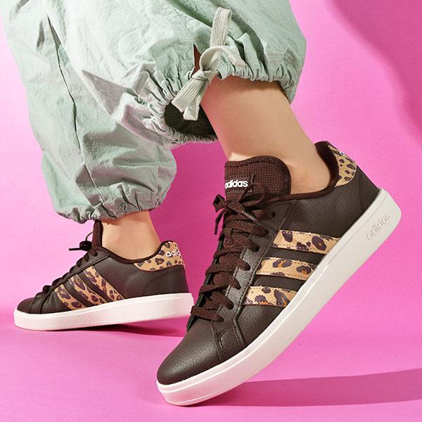 adidas レオパード柄 スニーカー　サイズ24.5 全国送料無料 アディダス スニーカー レディース 24cm ホワイト