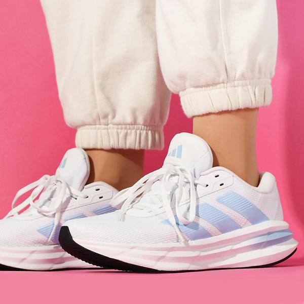 adidas 【動画あり】アディダス レディース ランニングシューズ adidas 【動画あり】アディダス レディース ランニングシューズ
