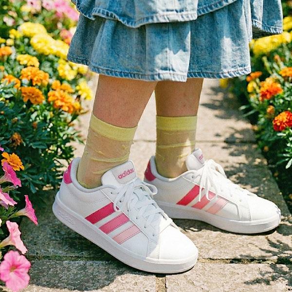 adidas（アディダス） 期間限定 20％off 2026秋冬新色 レディース