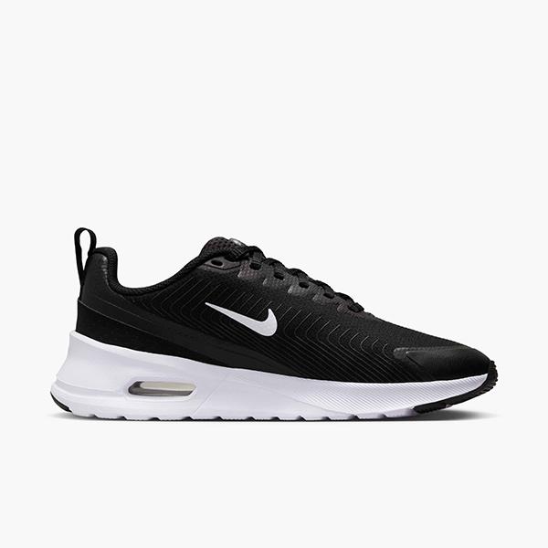 「美品」ナイキスニーカーレディース ナイキ NIKE レディーススニーカー エア マックス ニュアクシス HF1233