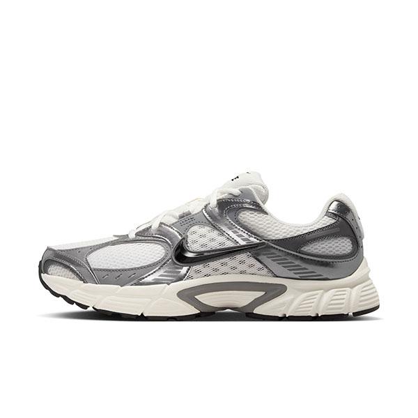 NIKE（ナイキ） 送料無料 スニーカー メンズ NIKE V5 RNR シューズ 靴