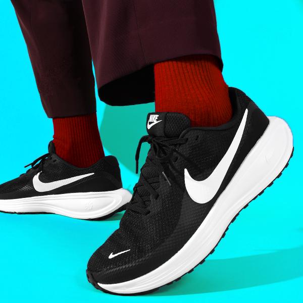 NIKE（ナイキ） 爆買 期間限定 30%off 幅広 スニーカー ランニング