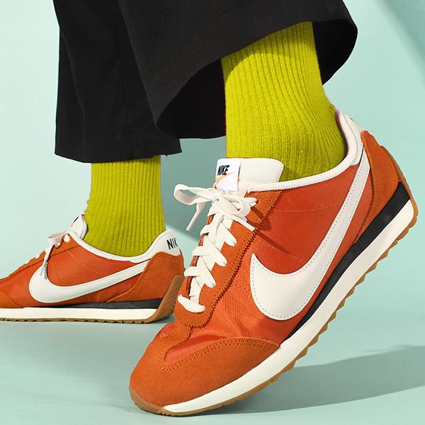 Nike オレンジ スニーカー 中古・古着通販】NIKE (ナイキ) スニーカー オレンジ×グレー