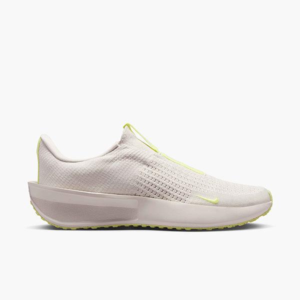 Nike ウィメンズ ランニングシューズ 24.0 新品未使用 ベージュゴールド NIKE公式】ナイキ インフィニティラン 4 ウィメンズ ロード