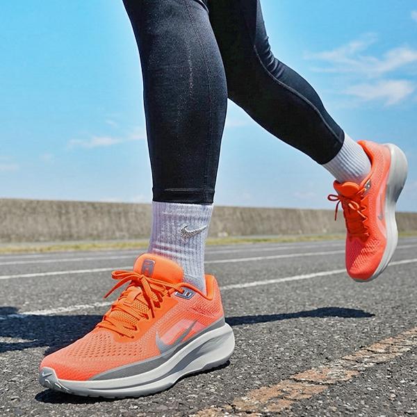 NIKE（ナイキ） ランニングシューズ メンズ エア ウィンフロー 11