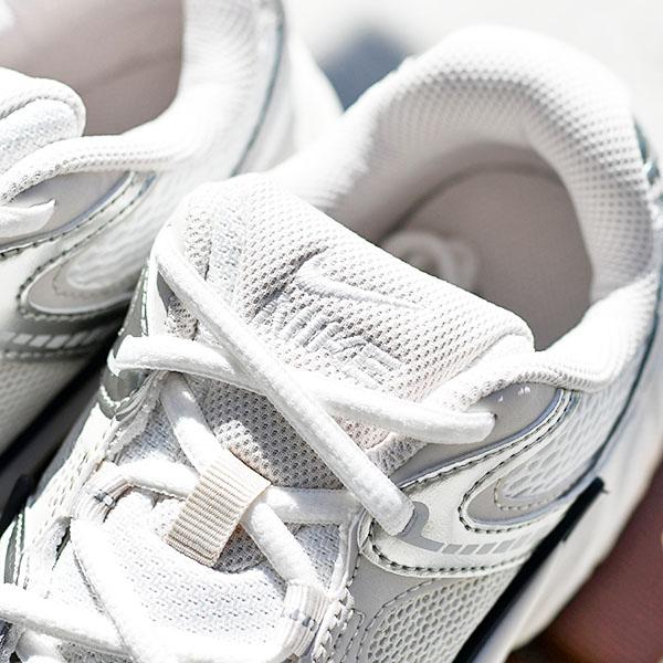 NIKE（ナイキ） 送料無料 スニーカー レディース メンズ NIKE V5 RNR