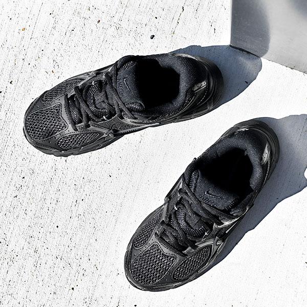 NIKE（ナイキ） 送料無料 スニーカー レディース メンズ NIKE V5 RNR