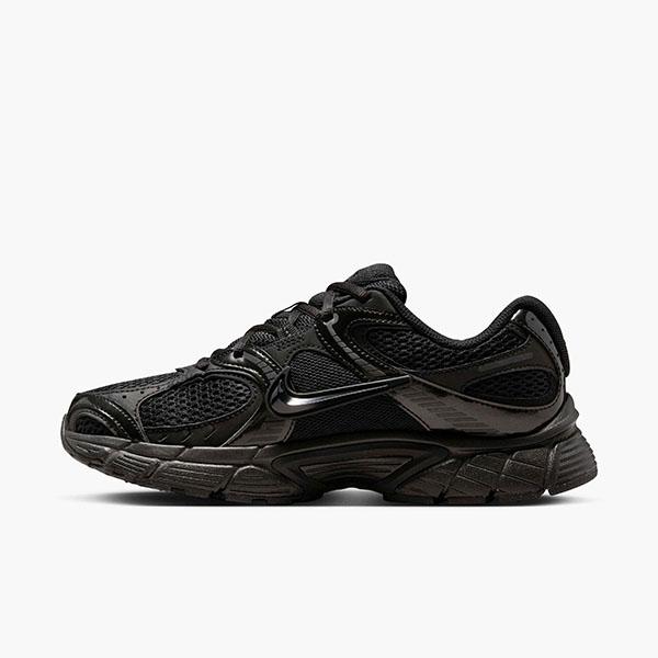 NIKE（ナイキ） 送料無料 スニーカー レディース メンズ NIKE V5 RNR