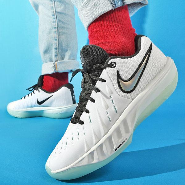 NIKE（ナイキ） 30%OFF バスケットボールシューズ エア ズーム G.T.