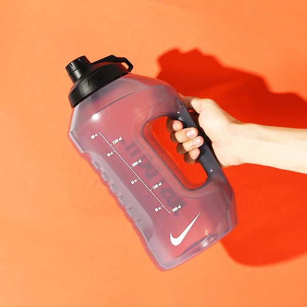 NIKE ハンドル付き ナイキ ウォーターボトル スーパージャグ NIKE ハンドル付き ナイキ ウォーターボトル スーパージャグ