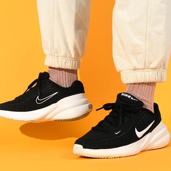 NIKE（ナイキ） スニーカー レディース アップリフト SC シューズ 靴