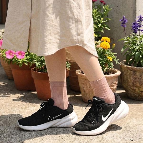NIKE（ナイキ） スニーカー レディース アップリフト SC シューズ 靴