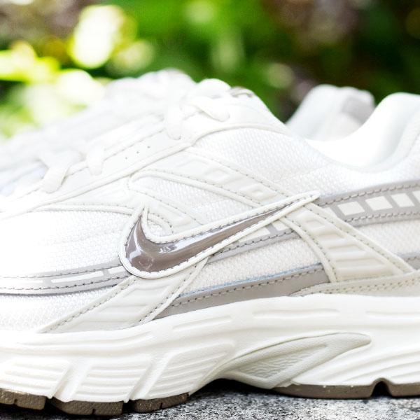 NIKE（ナイキ） 送料無料 スニーカー レディース イニシエーター