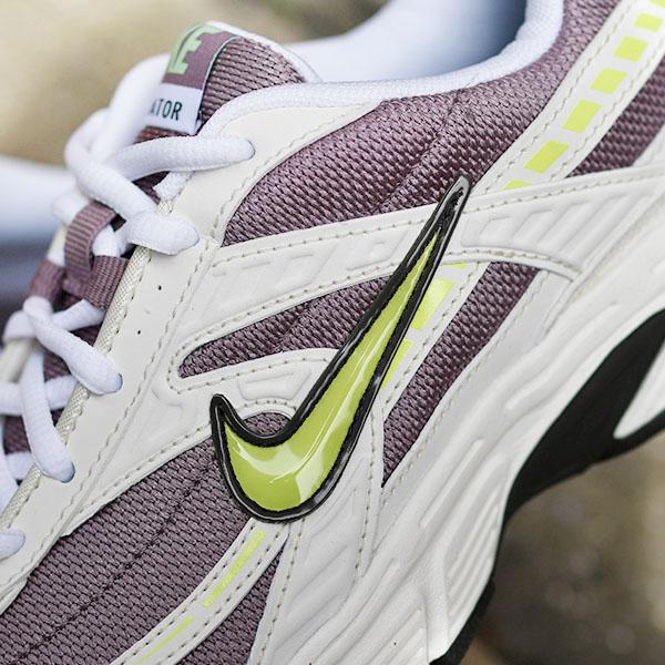 NIKE ナイキ　硬式　未使用品 NIKE（ナイキ） 29%off 送料無料 スニーカー レディース メンズ イニシ