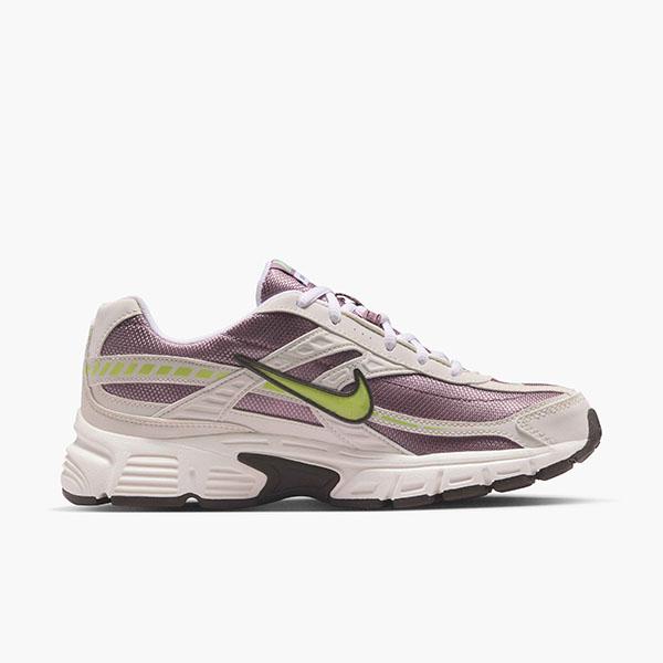 NIKE（ナイキ） 29%off 送料無料 スニーカー レディース メンズ イニシ