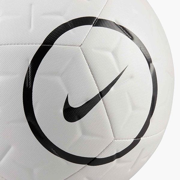 NIKE（ナイキ） 送料無料 サッカーボール 4号球 アカデミー トータル90