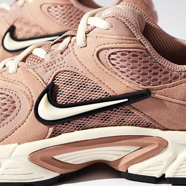 NIKE（ナイキ） 送料無料 スニーカー レディース NIKE V5 RNR レトロ