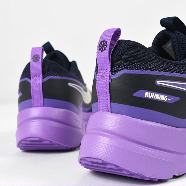 NIKE（ナイキ） 2026夏新作 スニーカー キッズ コズミック ランナー