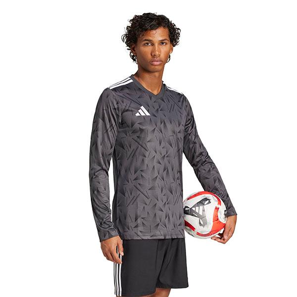 アディダス　長袖Tシャツ　2XL　スポーツウェア　刺繍ロゴ　ベッカム アディダス 長袖Tシャツ 2XL スポーツウェア 刺繍ロゴ ベッカム