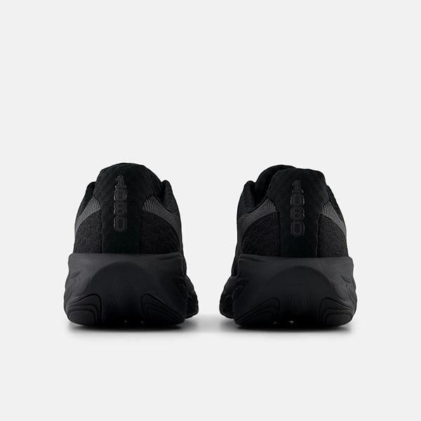 【美品】New Balance M880 厚底　スニーカー　オールブラック　26 New Balance スニーカー 「New Balance／ニューバランス」NB