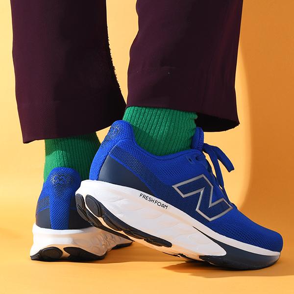 New Balance（ニューバランス） 厚底 ランニングシューズ メンズ Fresh