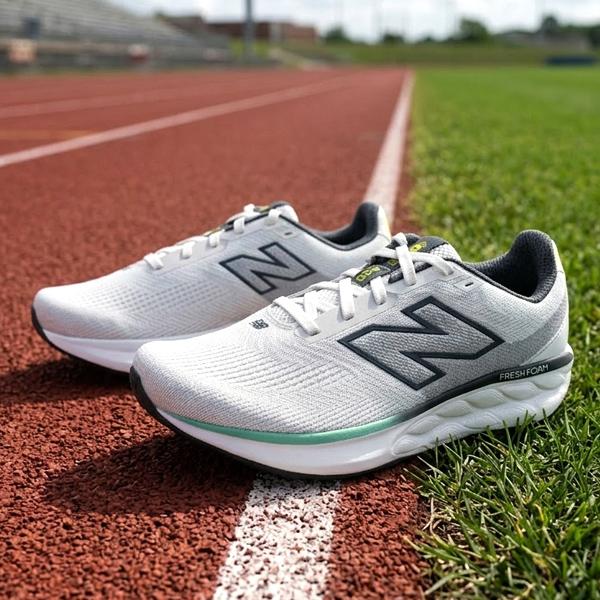 New Balance（ニューバランス） 2026春夏新作 厚底 ランニングシューズ