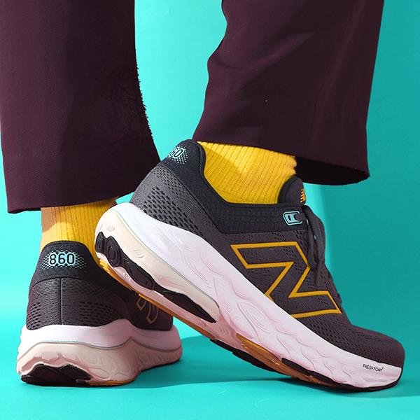 New Balance（ニューバランス） 幅広 厚底 ランニングシューズ メンズ