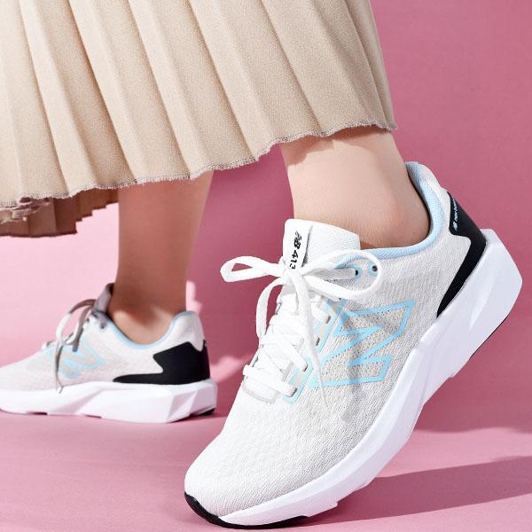 New Balance レディース ライフスタイル ランニングシューズ 楽天市場】ランニングシューズ ニューバランス レディース（カラー