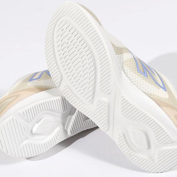 New Balance（ニューバランス） 幅広 スニーカー ランニングシューズ
