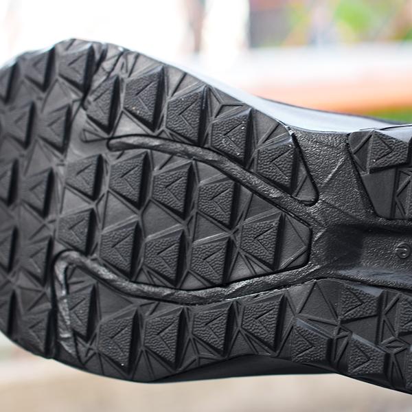 New Balance（ニューバランス） ゴアテックス スニーカー メンズ