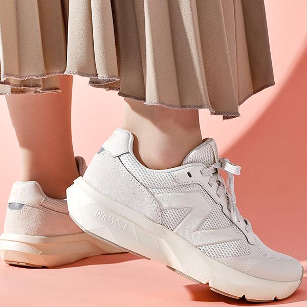 【中古】 NEO　DYNASTS　1 New Balance（ニューバランス） ビッグNロゴ スニーカー レディース