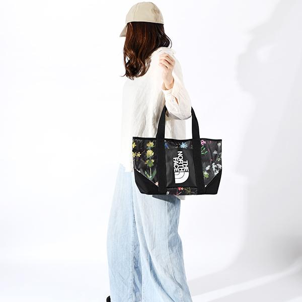 THE NORTH FACE（ザ ノースフェイス） 水にも強い ノースフェイス 花柄