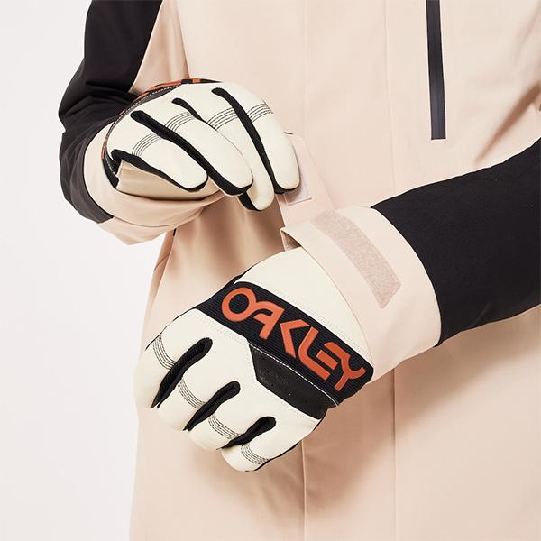 OAKLEY XLサイズ スノーボードウェア メンズ セットアップ