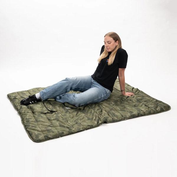 ポーラー　POLER リバーシブル　キャンプ　ブランケット　キャンプ　アウトドア ポーラーPOLER リバーシブルキャンプブランケットキャンプアウトドア