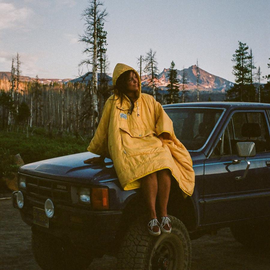 30%off ポンチョ ポーラー POLeR PONCHO ポンチョ シュラフ リバーシブル 防寒着 寝具 車中泊 コンパクト アウトドア キャンプ 林間学校 防災_18