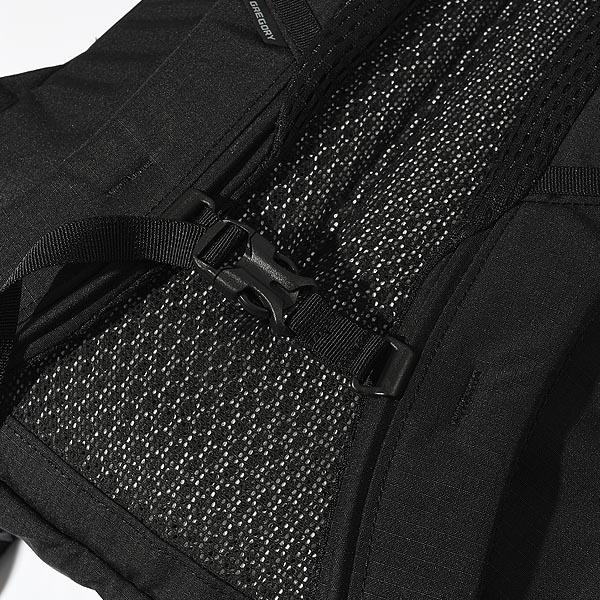 【美品】  ウエストバッグ ブラック 保存袋付き スカンジナビアンフォレスト SCANDINAVIAN FOREST 撥水加工 軽量